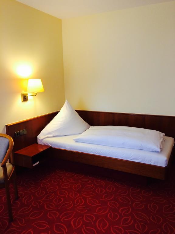 Hotel Gasthaus Adler Bad Waldsee Kültér fotó